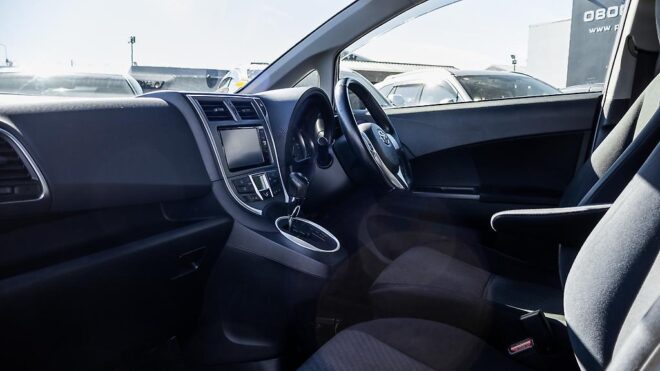 2014 Toyota Ractis S Model , Reverse camera, Cruise Control, Push Start image 309669