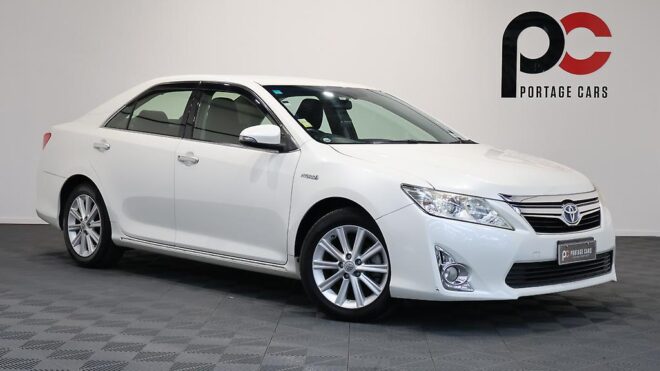 2012 Toyota Camry Hybrid G-Package image 311852