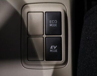 2014 Toyota Aqua Push Button Start image 319121