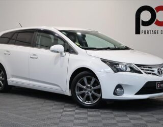 2012 Toyota Avensis Wagon Li image 311808