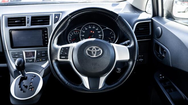 2014 Toyota Ractis S Model , Reverse camera, Cruise Control, Push Start image 309660