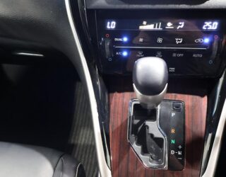 2014 Toyota Harrier Leather, Reverse Camera, NZ Radio image 310336