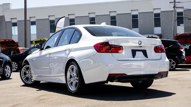 2014 Bmw 320i M sports, Parking sensors,  Low KM’s!! image 312426
