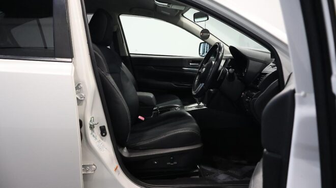 2010 Subaru Legacy 2.5 GT Sedan image 313198