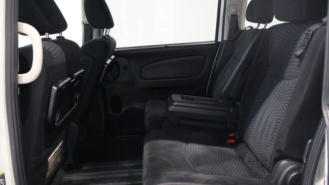 2013 Nissan Serena S-HYBRID Highway Star, Cruise Control, Reverse Camera image 310223