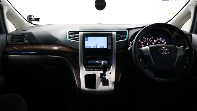 2012 Toyota Vellfire TRD 2.4Z image 311717