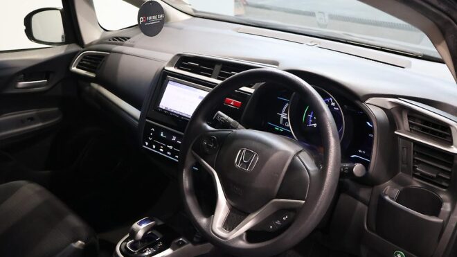 2013 Honda Fit Hybrid F-Package image 310636