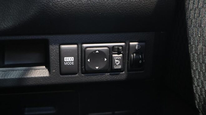 2012 Nissan Tiida Latio image 313122