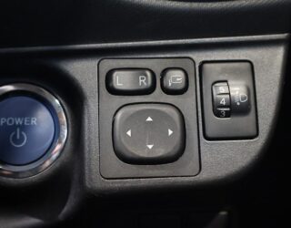 2014 Toyota Aqua G Model – Push Button Start, Reverse Camera image 310296