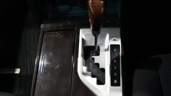 2012 Toyota Camry Hybrid G-Package image 311870