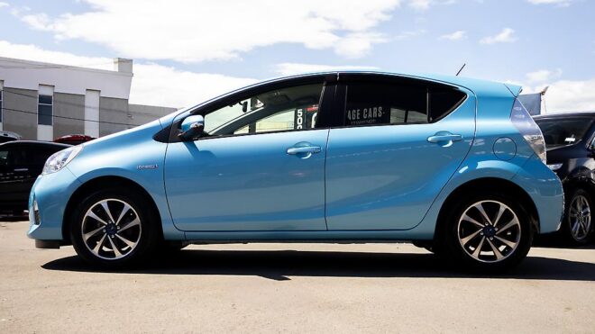 2014 Toyota Aqua S model Hybrid, Push Start, Low KMS image 309185