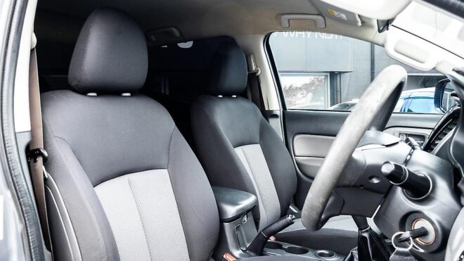 2017 Mitsubishi Triton D/CAB GLXR 2.4D/6MT 2WD NZ NEW image 311929