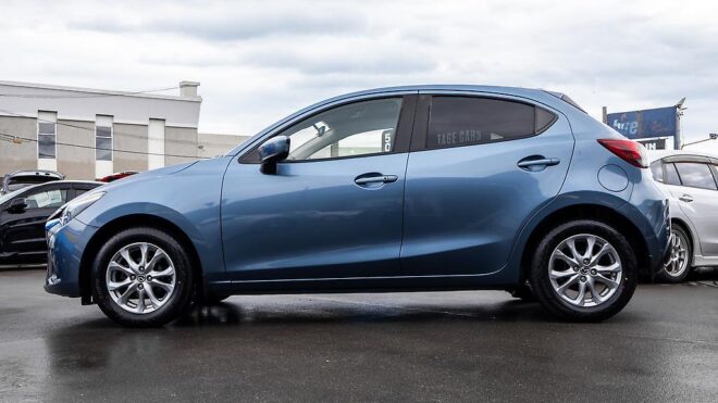 2016 Mazda Demio 13S Black Leather Limited , Skyactiv , 5SPD Manual image 309165