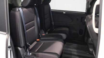 2016 Nissan Serena Hybrid Highway Star Pro-Pilot Edition image 319442