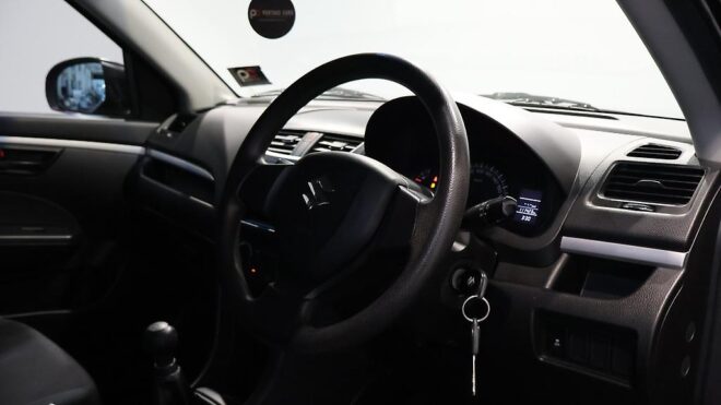 2013 Suzuki Swift GL 1.4 5 Speed Manual image 309280