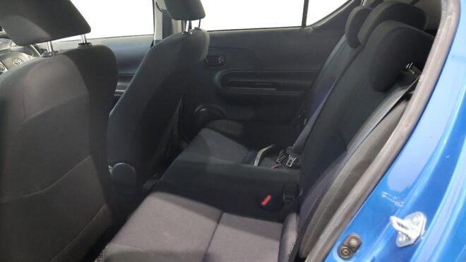 2015 Toyota Aqua S Model, Push Start, Reverse Camera, Super Low KMS image 313708