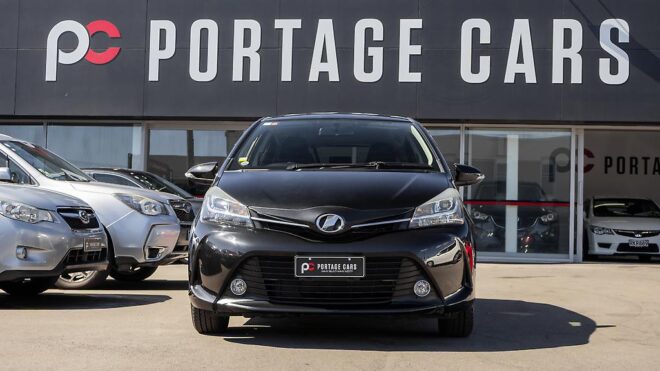 2015 Toyota Vitz F model, Push start image 316873