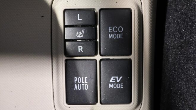 2012 Toyota Aqua Push Button Start image 315991