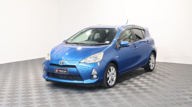 2012 Toyota Aqua Push Button Start image 315978