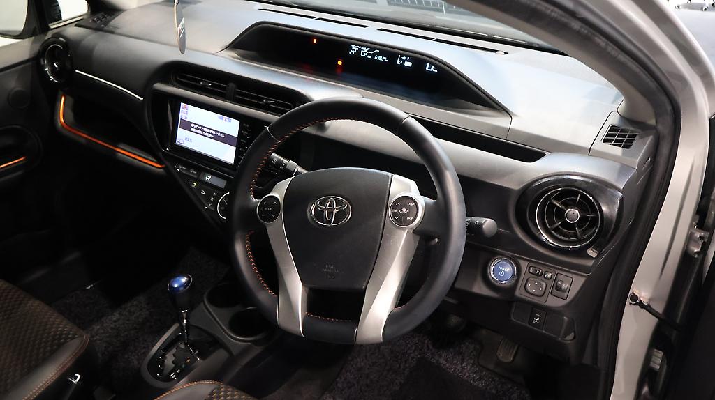 2015 Toyota Aqua X- Urban image 315283