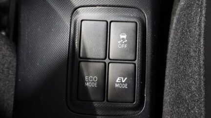 2015 Toyota Aqua X- Urban image 315294