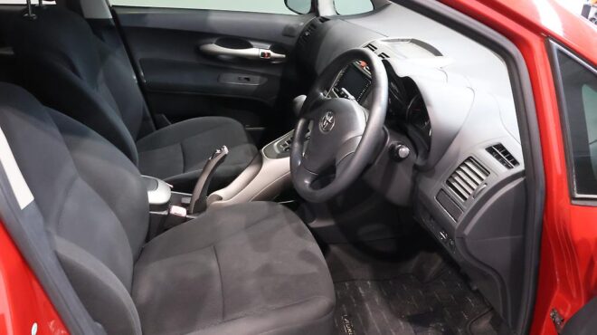 2009 Toyota Auris Alloy wheels image 315349