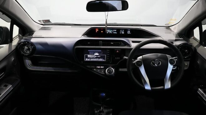 2016 Toyota Aqua Push Button Start – Facelift image 315480