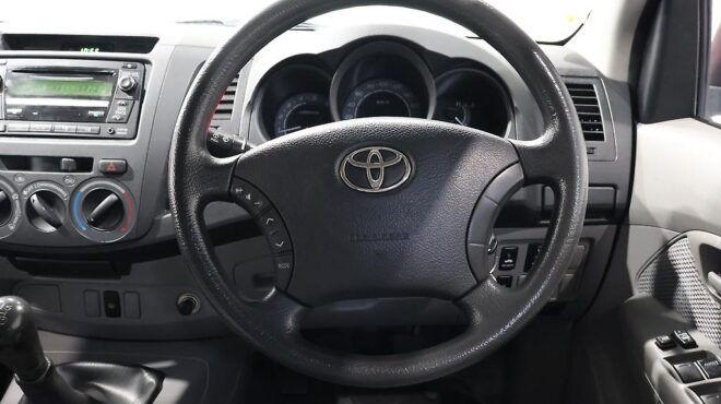 2011 Toyota Hilux 3.0TD 2WD DC 5M image 313975