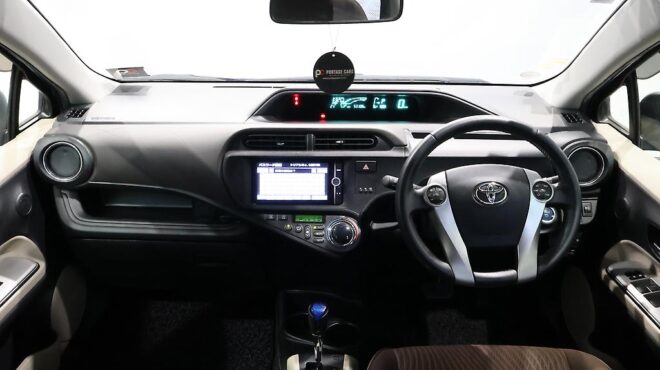 2012 Toyota Aqua Push Button Start image 315988