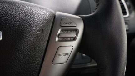 2014 Nissan Serena Highwaystar S-Hybrid image 317332