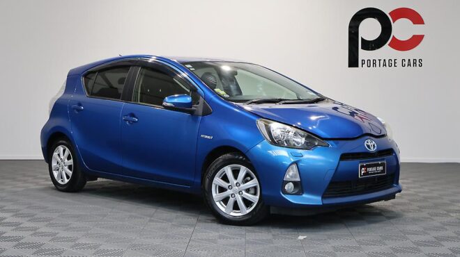 2014 Toyota Aqua G Model, Push Start, Reverse Camera image 314485