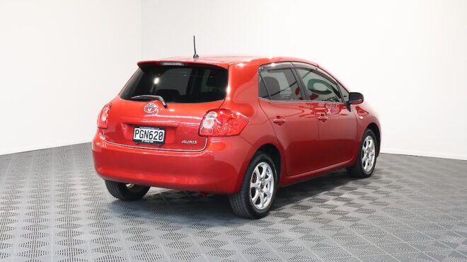 2009 Toyota Auris Alloy wheels image 315345