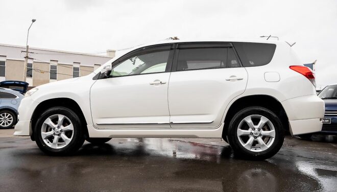 2012 Toyota Vanguard 2WD 7 Seater, Push start, image 315102