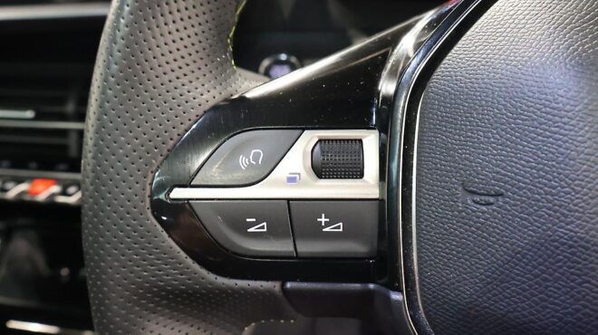 2022 Peugeot 208 GT 1.2P/6AT image 313999