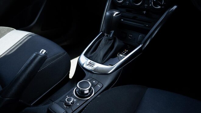 2015 Mazda Demio 13S sky activ, Push start image 314655