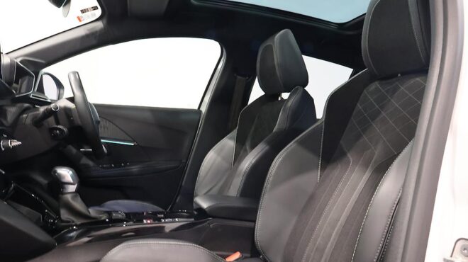 2022 Peugeot 208 GT 1.2P/6AT image 314004