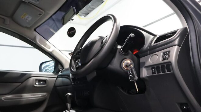 2018 Mitsubishi Triton D/CAB GLXR 2.4D/5AT image 315774