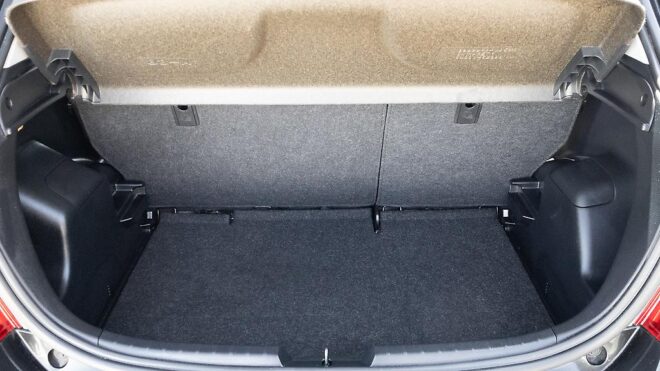 2015 Toyota Vitz F model, Push start image 316892