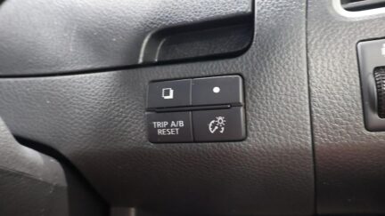 2014 Nissan Serena Highwaystar S-Hybrid image 317335