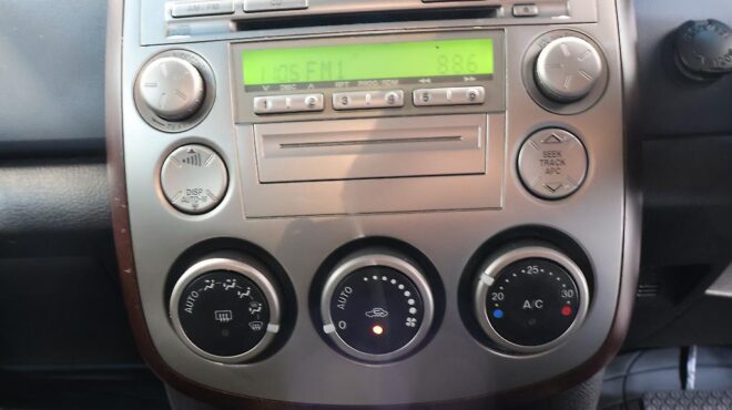 2004 Mazda Verisa image 314032