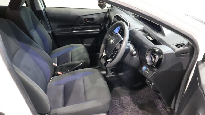 2018 Toyota Aqua G Model, Push Start, Reverse Camera, Low KMS image 316261