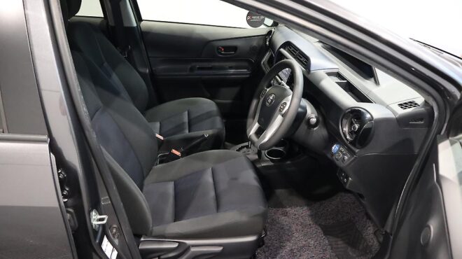 2016 Toyota Aqua Push Button Start – Facelift image 315476