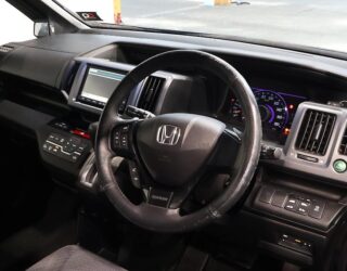2012 Honda Step Wagon Z Edition image 317303