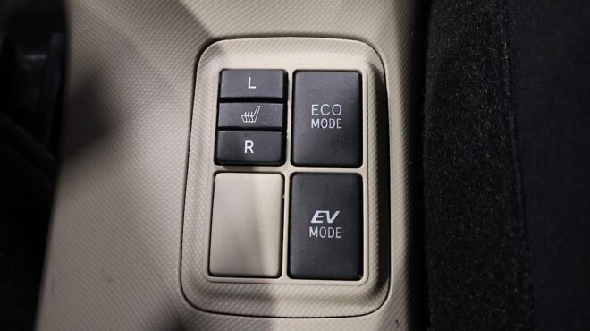 2014 Toyota Aqua G Model, Push Start, Reverse Camera image 314506