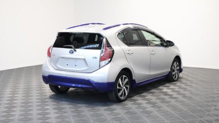 2015 Toyota Aqua X- Urban image 315278
