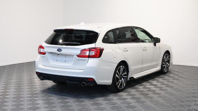 2016 Subaru Levorg 2.0GT-S Eyesight AWD – Leather image 317028