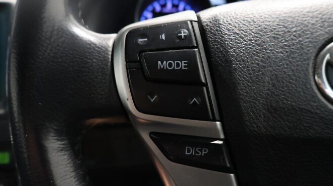 2011 Toyota Mark X image 317252