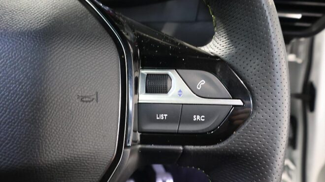 2022 Peugeot 208 GT 1.2P/6AT image 313996