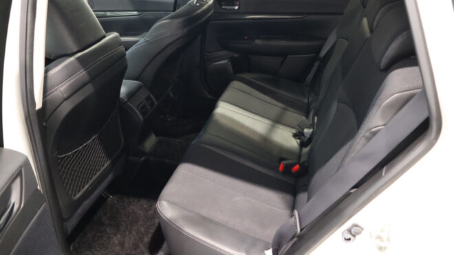 2014 Subaru Legacy AWD with Body Kit image 316835