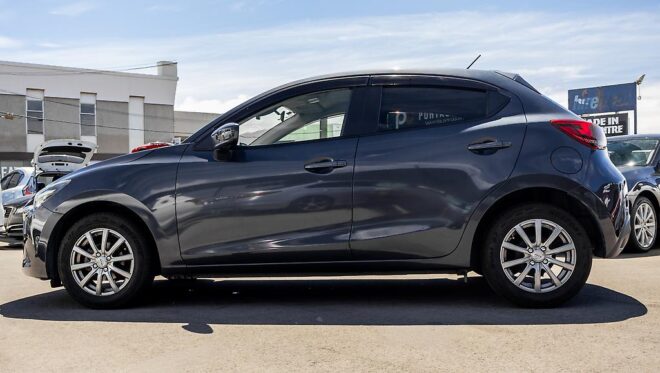 2015 Mazda Demio 13S sky activ, Push start image 314645